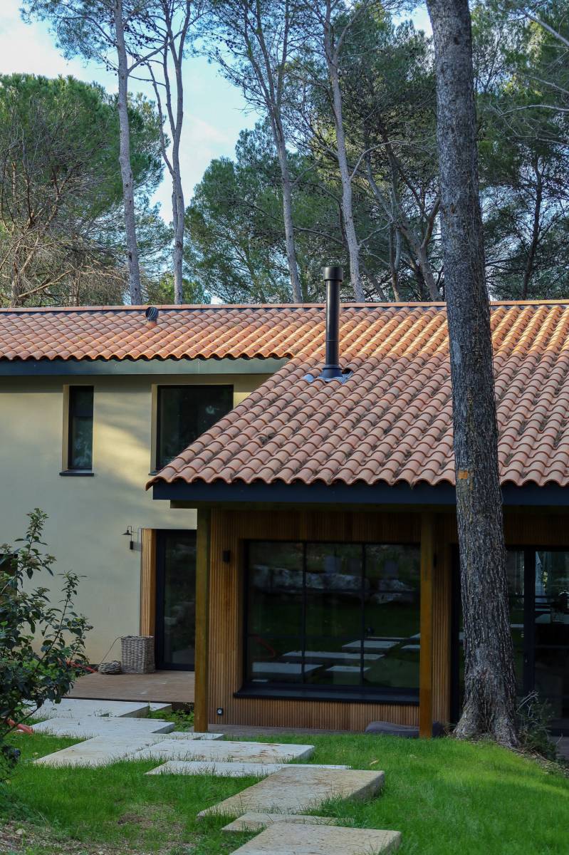 L'Élégance Naturelle et le Confort Européen : Votre Maison en Bois à Pérols