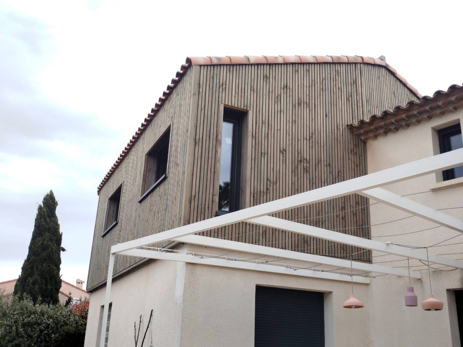 Extension et surélévation en ossature bois à Sète : agrandissez votre maison sur le Bassin de Thau