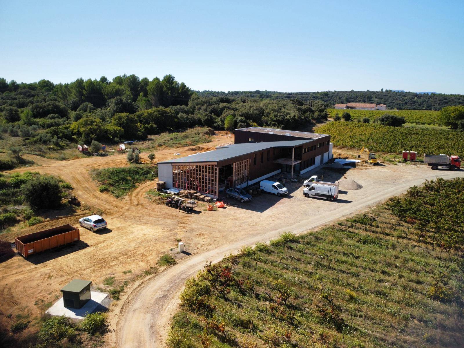 Un chai viticole entre nature et matière : la signature Nürban