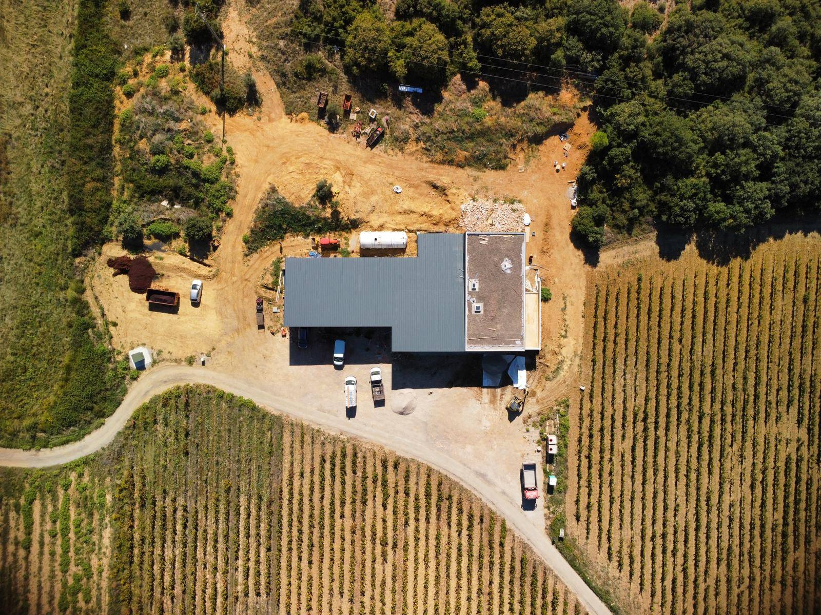 Un chai viticole entre nature et matière : la signature Nürban
