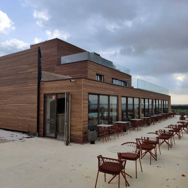 Nürban : Votre Partenaire de Confiance pour les Maisons en Bois à Agde