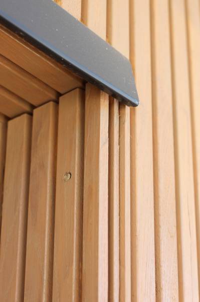 Si vous recherchez une solution qui allie l'esthétique naturelle du bois avec une protection durable pour votre maison à Frontignan, ne cherchez pas plus loin. Les revêtements en bardage bois offrent une solution à la fois fonctionnelle et esthétiquement